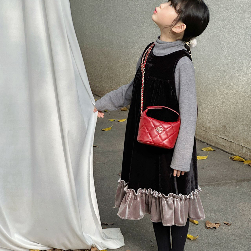 Bolsa de hombro de moda coreana para hombres y mujeres, bolsas de almuerzo de cadena simple para bebés de color sólido 2026 nuevas bolsas para niños