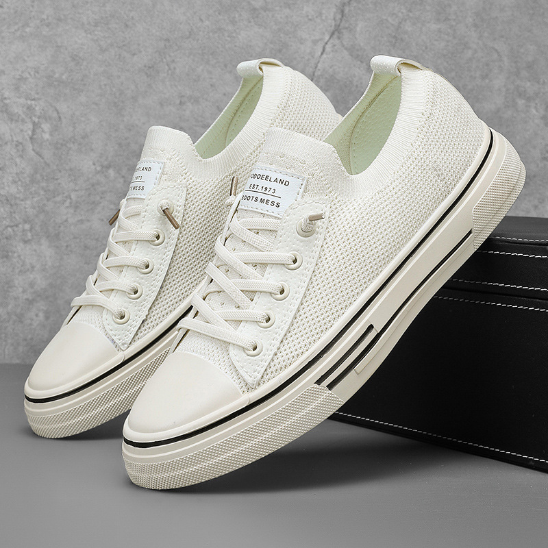 Zapatillas de deporte zapatos blancos transpirables para hombre 2025 nuevo estilo verano estilo delgado de un pie zapatos de hombre de malla tejida voladora zapatos de moda bajos