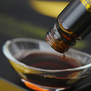 ���l��������ĵϠ������� �����Կڷ�Һ�;���ƿ�b�ڷ�Һ50ml
