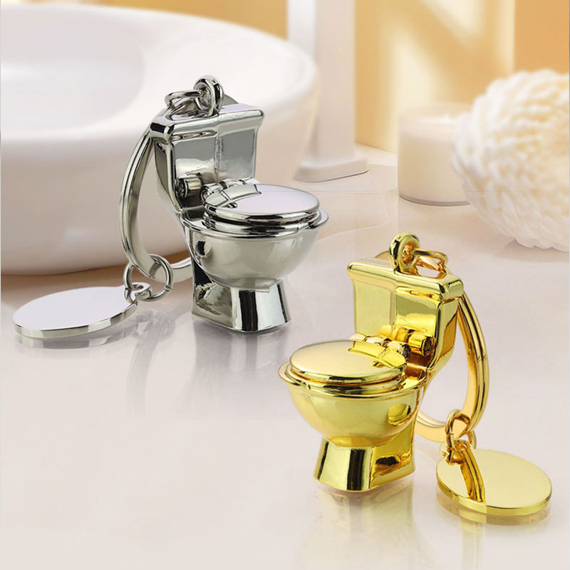 Creative Simulated Metal Toilet Keychain, Three-Dimensional Mini Toilet Pendant, Bathroom Gift, Cross-Border Hot-Selling