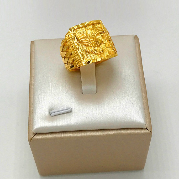 黄銅の金メッキの福の金儲けの指輪の男性の多種類の車の花は宝の蛇口の関公の戒子の金メッキの指輪を招きます。