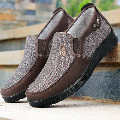 Manufacturer wholesale 2024 new men's cloth shoes breathable slip-on casual lazy shoes polyurethane men's shoes