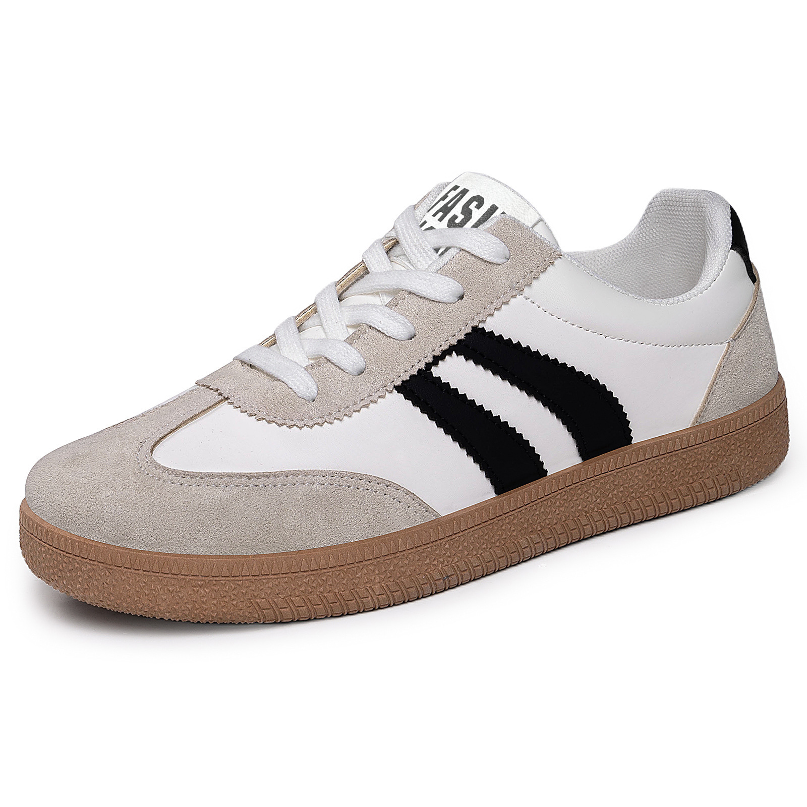Zapatos de entrenamiento retro de primavera de mujeres nuevos zapatos de skate casuales a rayas de color combinados con zapatos de estudiante suaves al por mayor