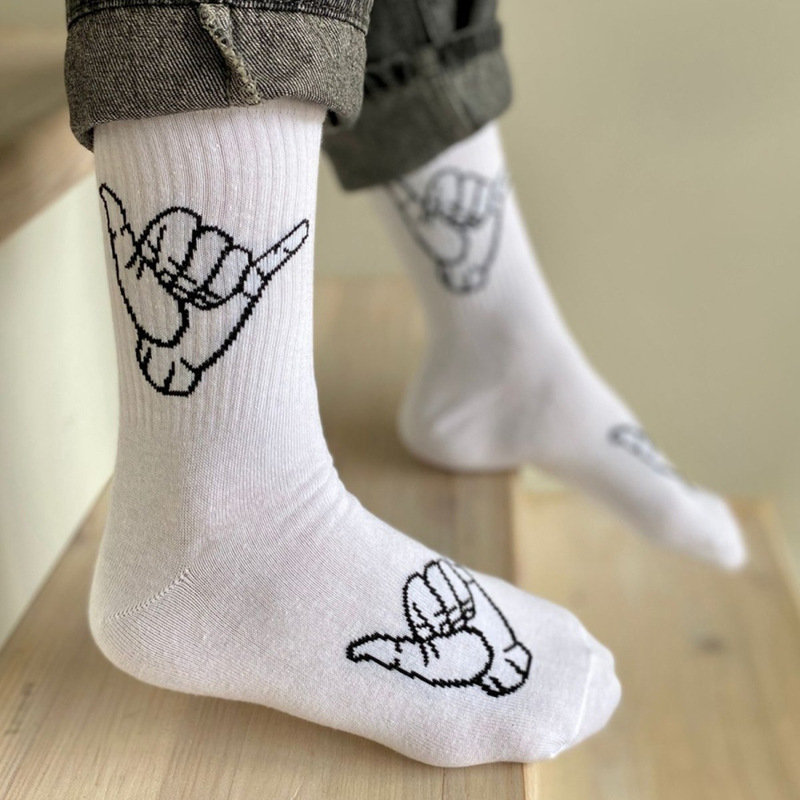 Amazon Independent Station Novelty 666 Finger Personalized Funny Socks Laoliu Mid-Calf Socks Amazon Independent Station Novelty 666 Finger Personalized Funny Socks Laoliu Mid-Calf Socks