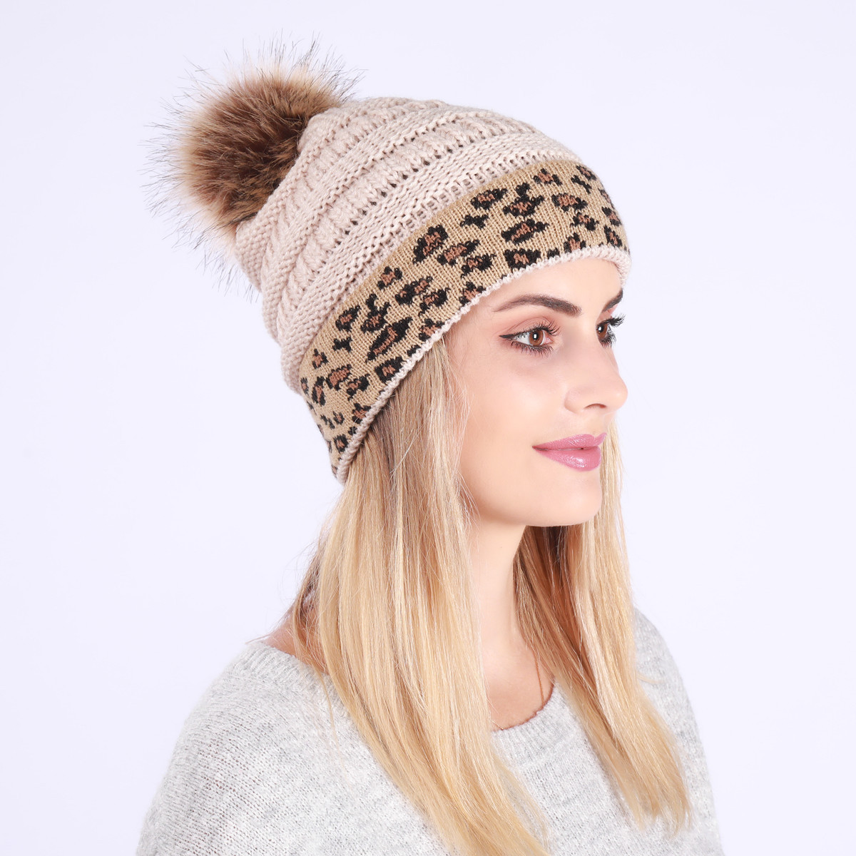 Mujeres Moda Leopardo Pompones Prensado Gorro De Lana display picture 8