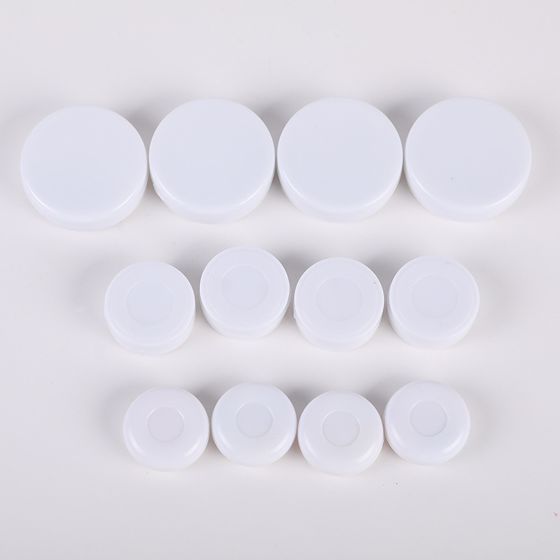 Plastic White Sound Ball, Plush White Toy Accessory with Built-In Flat Bell Ball and Squeaking Sound Maker