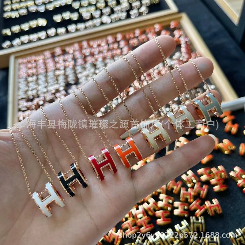 Hermès V Gold Necklace for Women H Letter Ncn Pendant Clavicle Chain Valentine's Day Gift Rose Gold Chain Zircon