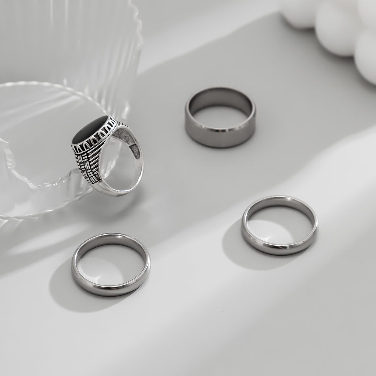All Seasons Season Retro Classic Style Geometric Alloy Titanium Steel Plating Men's Rings Men Ring Sets