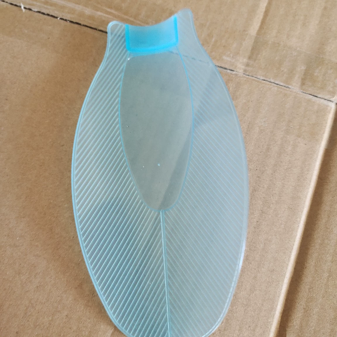 Прозрачные лопасти вентилятора