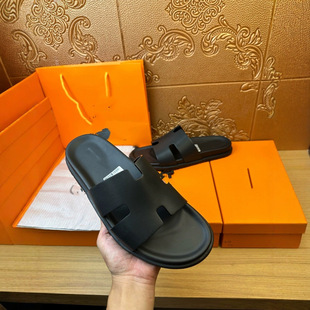 Summer New Style Genuine Leather Black Men's Slippers Thick-Soled Non-Slip Outer Wear Flats-Soled Comfortable Leather Slippers Men's Sandals