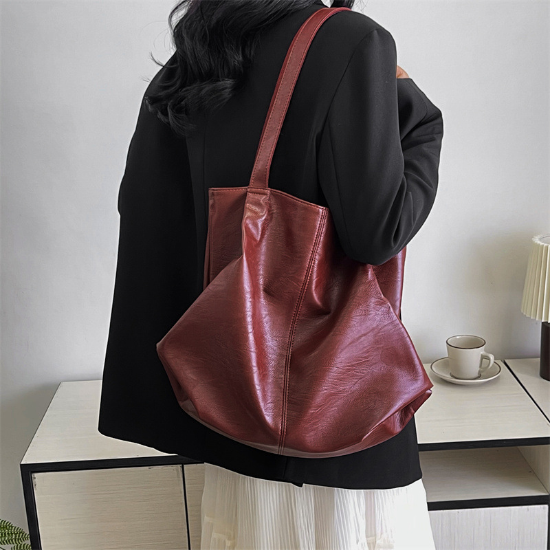 Bolsa de comercio exterior transfronteriza, bolsos de moda y ocio, bolsos de hombro, bolsos axilares ligeros y de gran capacidad, bolsos especiales para mujeres de piel blanda