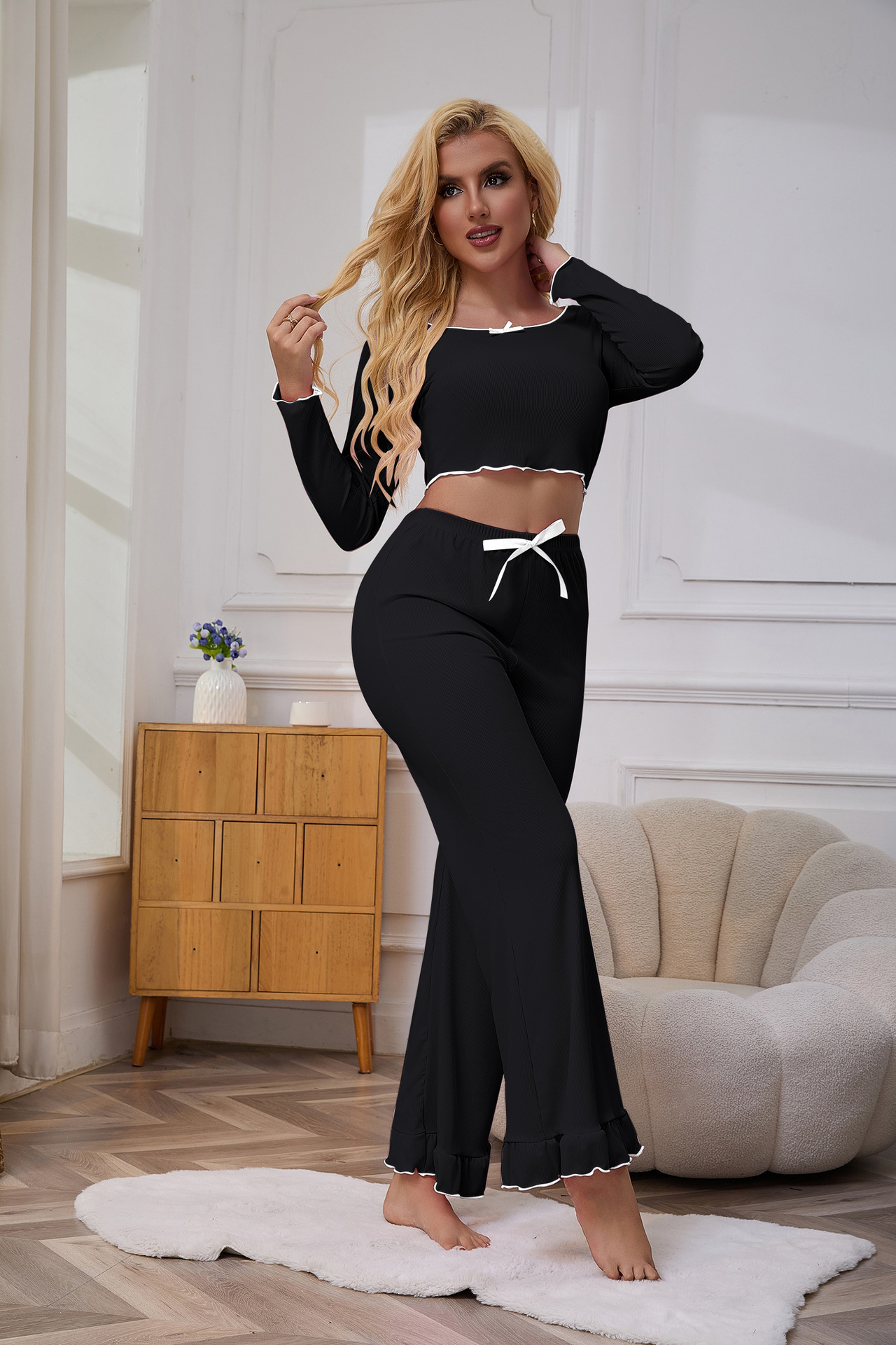 Otoño y invierno nuevos productos Europa y América transfronterizas damas simple y cómodo chaqueta corta borde de loto pantalones de mangas largas set de pijamas