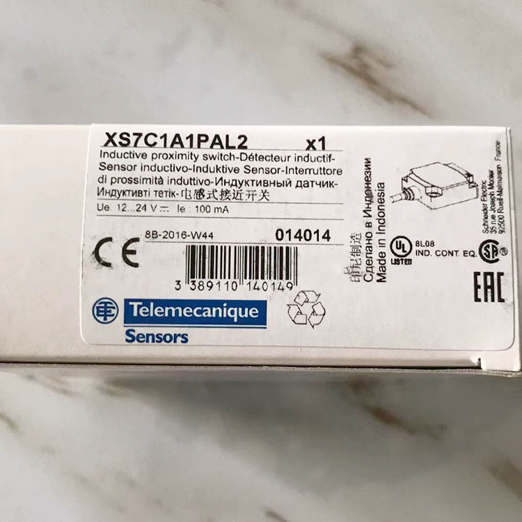 XS7C1A1PAL2/XS7C1A1PAL2C/XS7J1A1PAL01M8/XS7J1A1PBL01M8 Оригинал