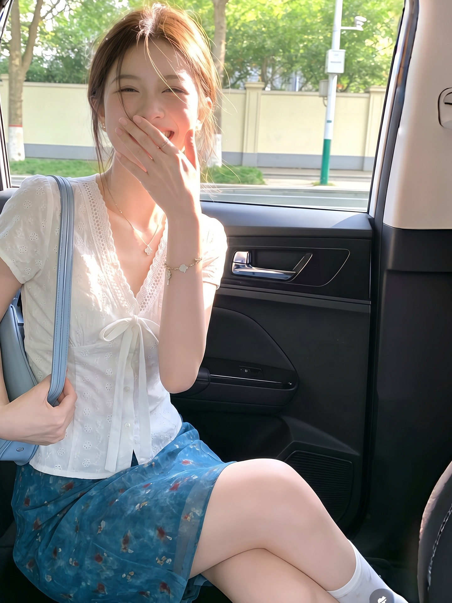 Áo sơ mi nữ dài tay phong cách cổ điển Pháp, thiết kế thắt lưng eo, tôn dáng thon gọn — Trang chủ chi tiết 1