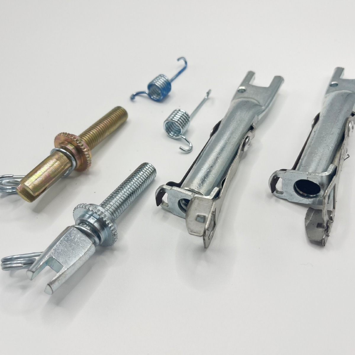 Aplicable a Jiangling Qisheng S350 Qisheng S330 kit de reparación de frenos varilla de ajuste kit de reparación de resorte kit de reparación de pinza