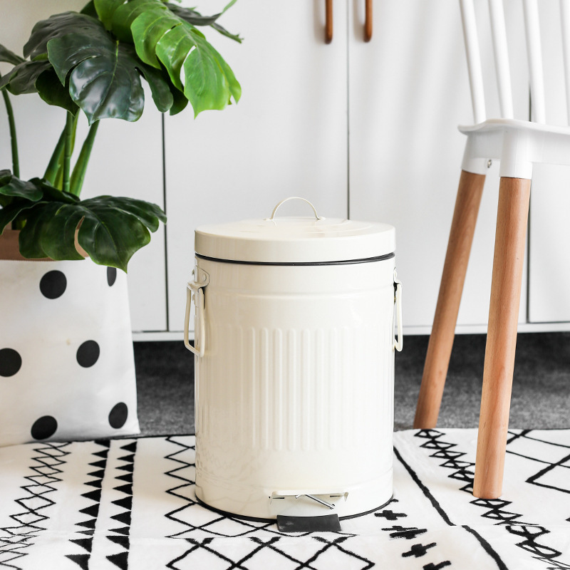 8-liter Slow-down Cylinder with Lid European Fashion Creative Home Living Room Bedroom Kitchen Bathroom Foot-operated Trash Can