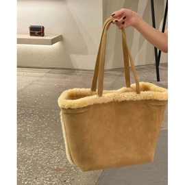 羊羔包包秋冬毛毛包时尚气质菜篮子手提包简约休闲毛绒单肩包纯色