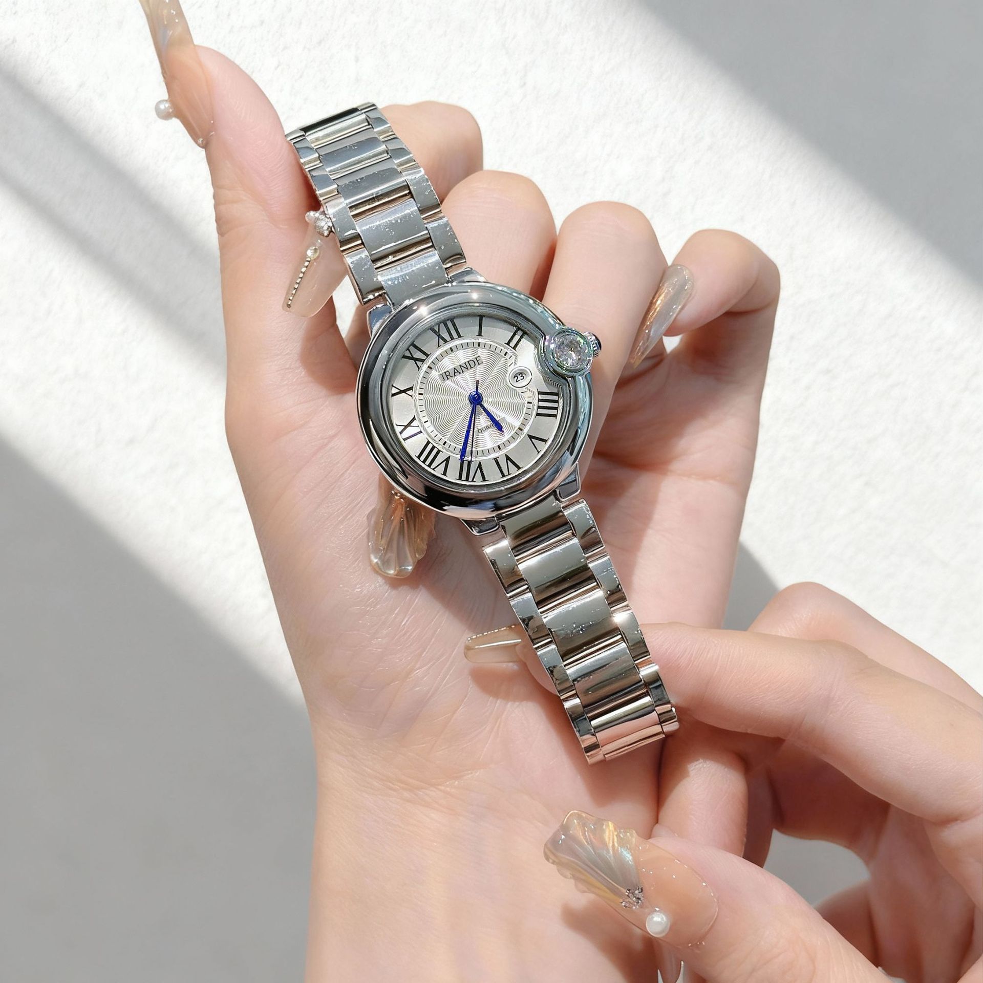 Gelangdi Is Currently Popular for Women's Watches, Quartz Wristwatches, Light Luxury Versatile Watches for Women, Available on Xiaohongshu, Cross-Border Distribution
