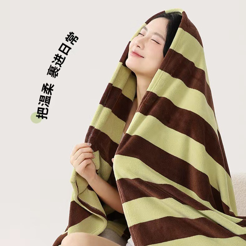 Cross-Border Extra-Large 90*175 Coral Fleece Bath Towel for Adults, Soft and Absorbent, Wide Striped Bath Wrap for Men and Women