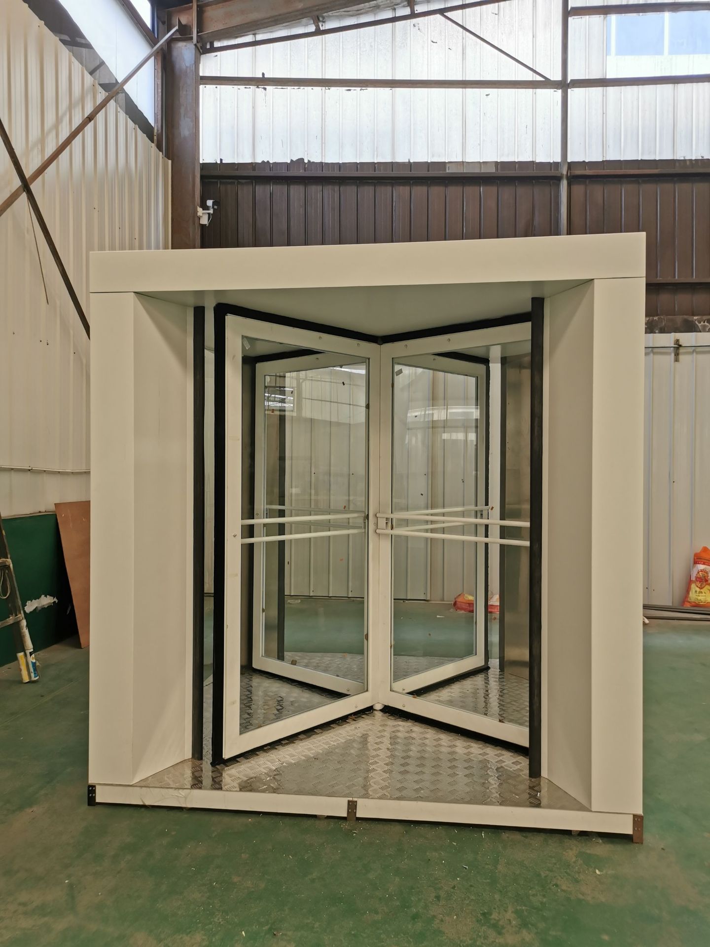 37037137-f17b-4a3c-8431-335b80