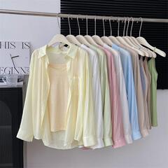女性用の白いカーディガンシャツ、夏用の軽くて新鮮で甘いトップス、小さな日焼け止めシャツ、ジャケット、カジュアルトップス
