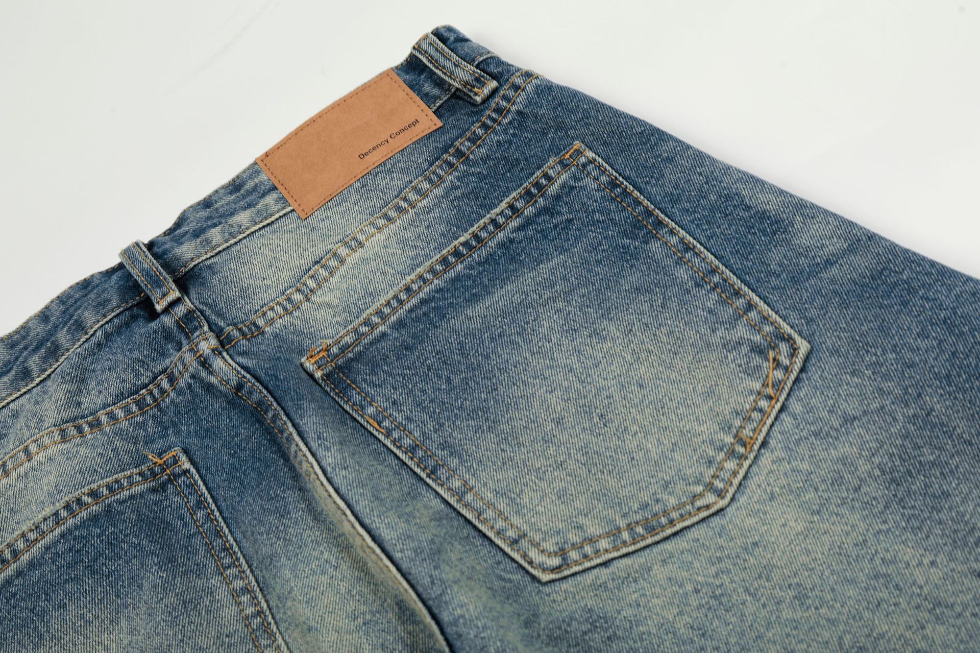 Unisex High Quality Denim Jeans High Street Retro Style Whiskered Texture Design Loose Straight Leg For Men_viptrois.com