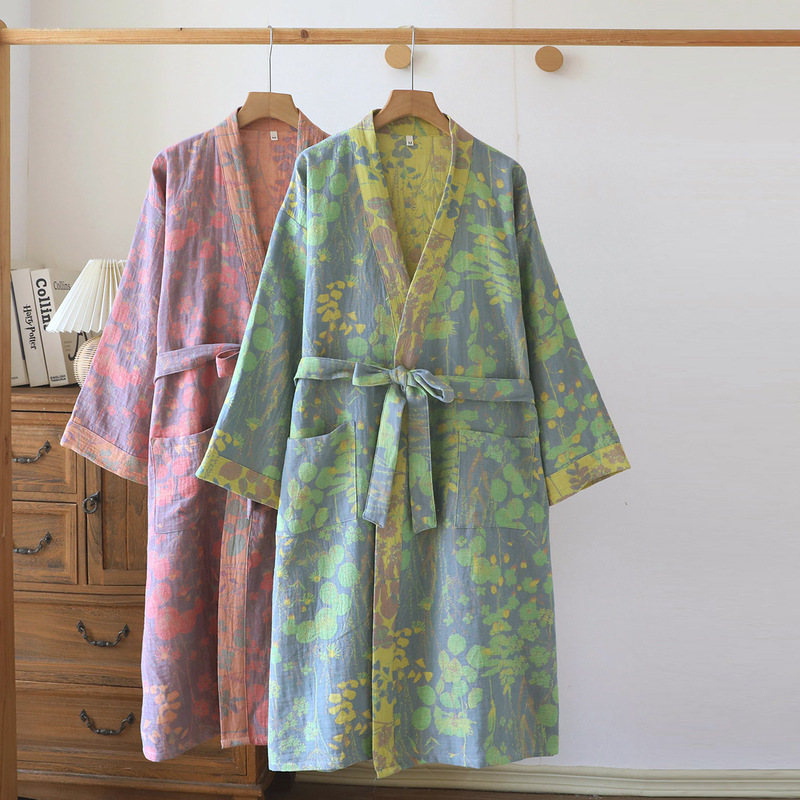 Pure Cotton Bathrobe for Women, Pure Cotton Gauze, Water-Absorbent and Quick-Drying, Suitable for Spring and Autumn Bathing, Can Be Used as a Bath Towel, High-Quality Cotton Sleepwear, Bathrobe Pure Cotton Bathrobe for Women, Pure Cotton Gauze, Water-Absorbent and Quick-Drying, Suitable for Spring and Autumn Bathing, Can Be Used as a Bath Towel, High-Quality Cotton Sleepwear, Bathrobe