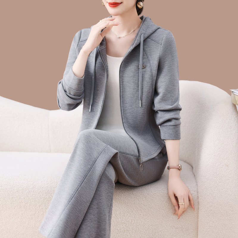 休闲运动套装女春秋2025新款时尚洋气妈妈显瘦连帽卫衣外套两件套|undefined