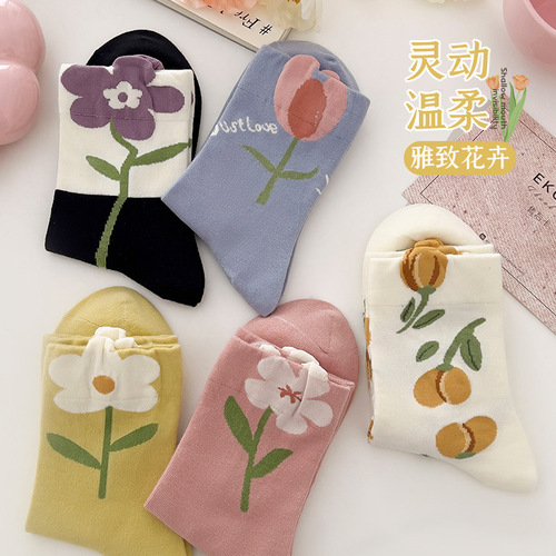 Three-dimensional flower socks for women in spring and autumn mid-tube Japanese retro confinement socks autumn and winter postpartum pink flower pile socks