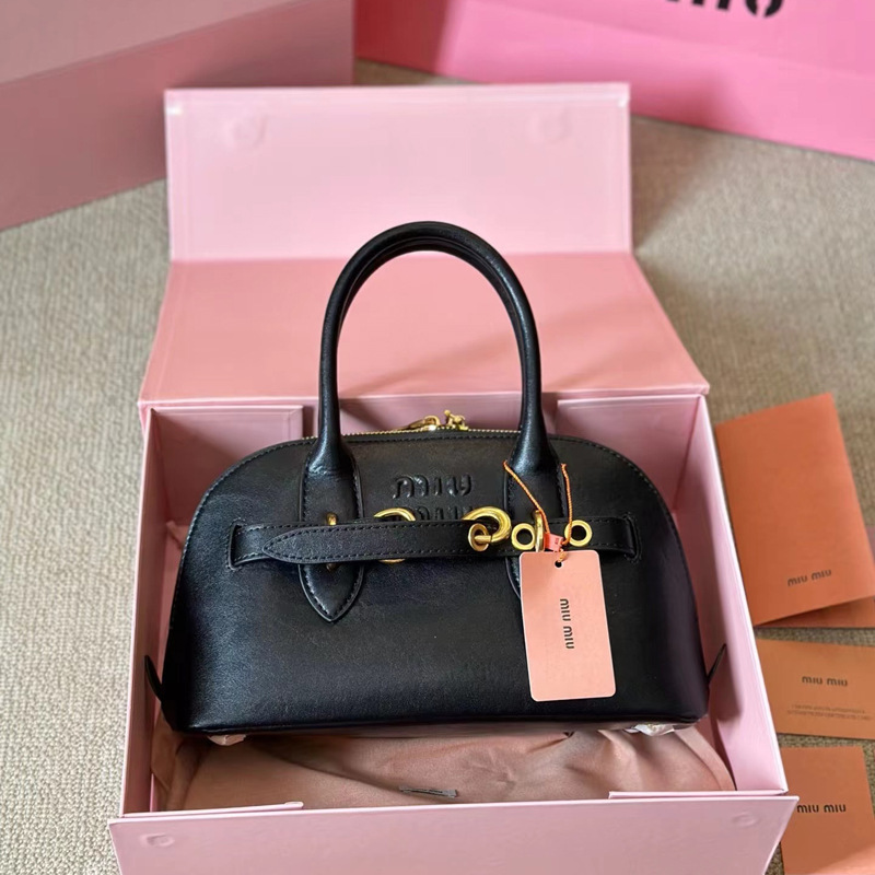 Miu Miao 2025 New Retro Satchel Small Shell Bag Single Shoulder Crossbody Commuter Briefcase Satchel Women's Bag Trendy