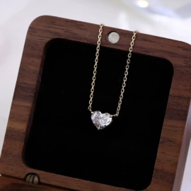 宝石工艺品;K金手饰;戒指