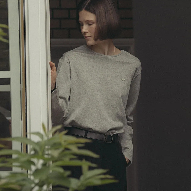 [Clearance Sale] High-Quality Cotton Long-Sleeve Top for Women, Round Neck, Regular Shoulder, Suitable for Commuting, Spring and Autumn Casual Metal T-Shirt