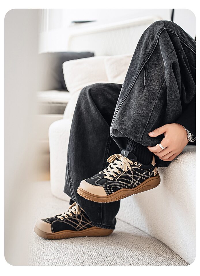 Giày sneaker nam cổ thấp mũi tròn rộng form Đức, đế bằng gót thấp 1–3 cm, dây buộc, phối màu trơn — Z8822 màu đỏ, Z8822 thẻ trắng, Z8822 thẻ đen chi tiết 25