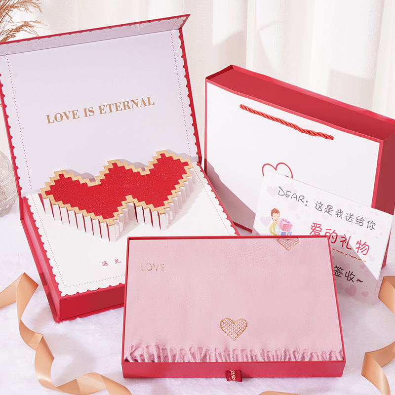 Heartwarming gift box + pink love scarf