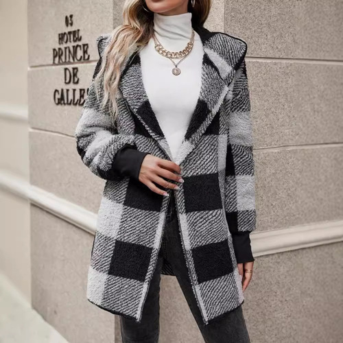 2025 Amazon Cross-border New European and American Style Loose Plaid Striped Knit Cardigan Fashion Foreign Trade Woman's Sweater