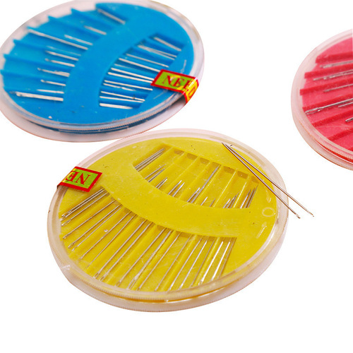 Needle and thread home set, including sewing needles, quilt needles, and handmade sewing needles, traditional sewing needle and thread box, home and family set