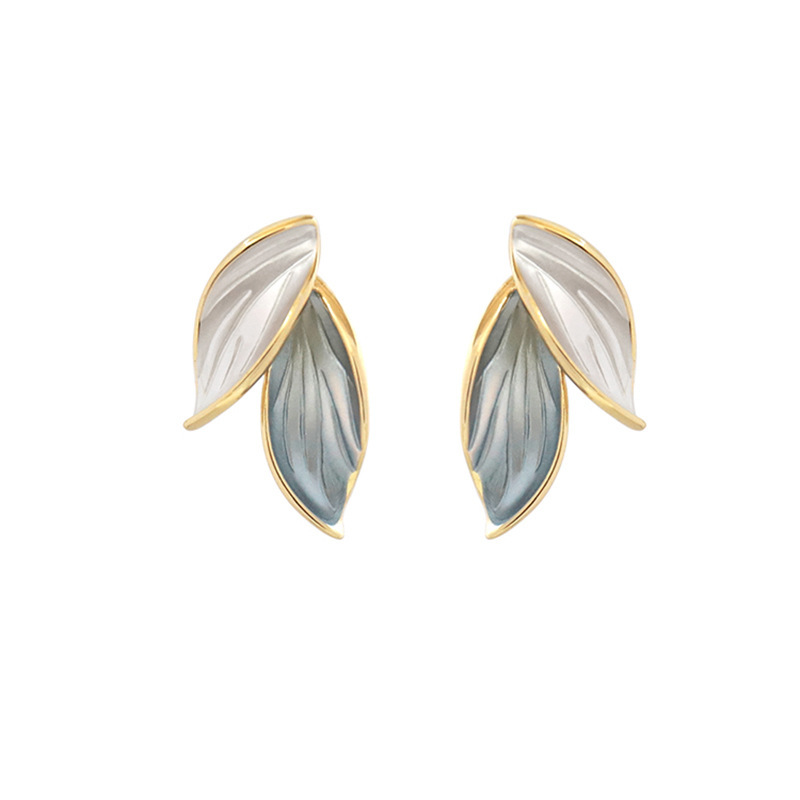 Wholesale Jewelry Contrast Color Leaf Stud Earrings Nihaojewelry display picture 4