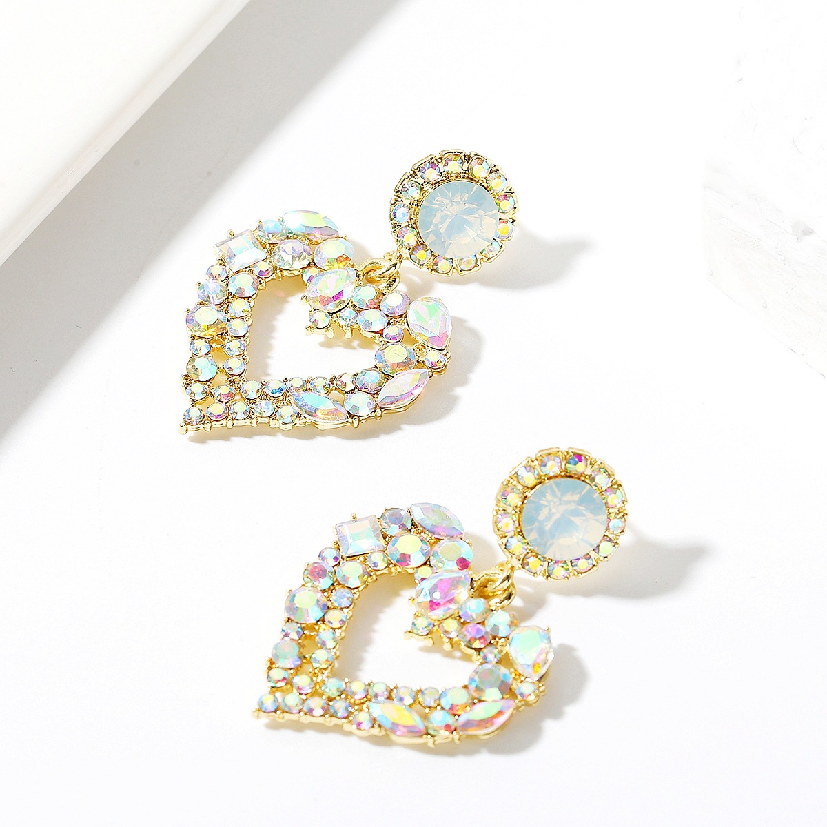 exaggerated alloy diamond heartshaped earrings ear jewelrypicture8