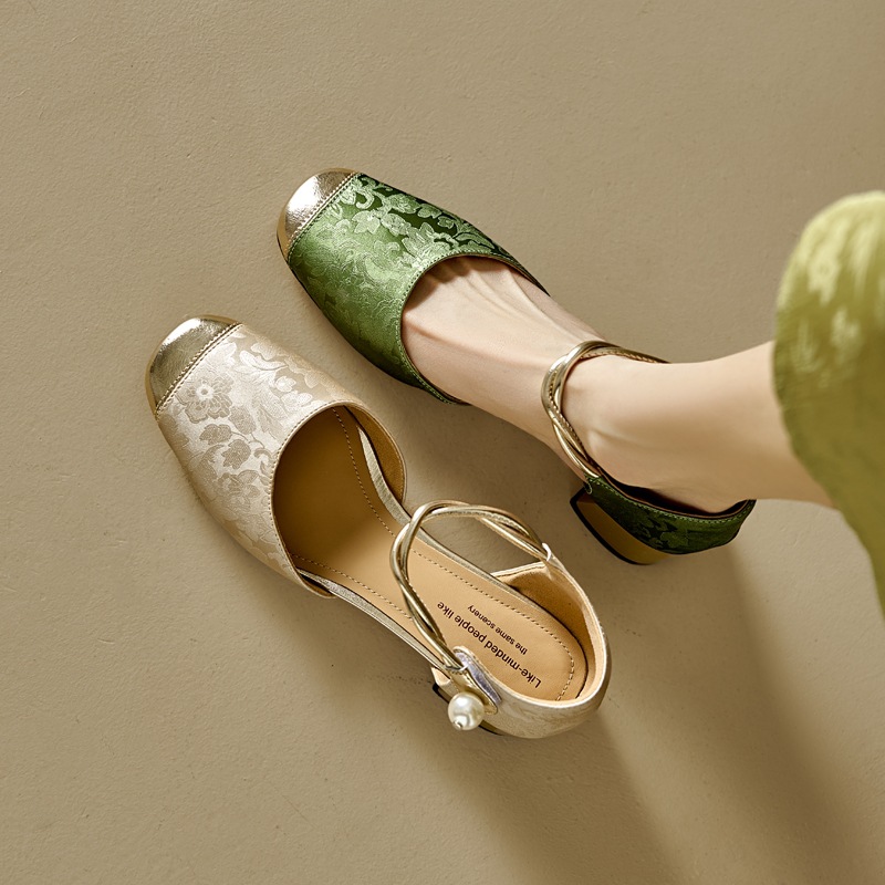 Sandal cao gót nữ bít mũi da bò phong cách Trung Hoa mới, quai ngang một dây, gót vuông ổn định — Màu xanh lá