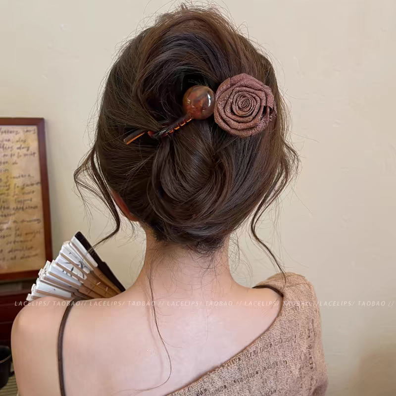 後頭部にツイストクリップが付いた新しいスタイルのワンラインヘアクリップ、軽い高級感と高級感のあるヘアクリップ、女性用のアヒルのくちばしクリップヘッドドレス|undefined