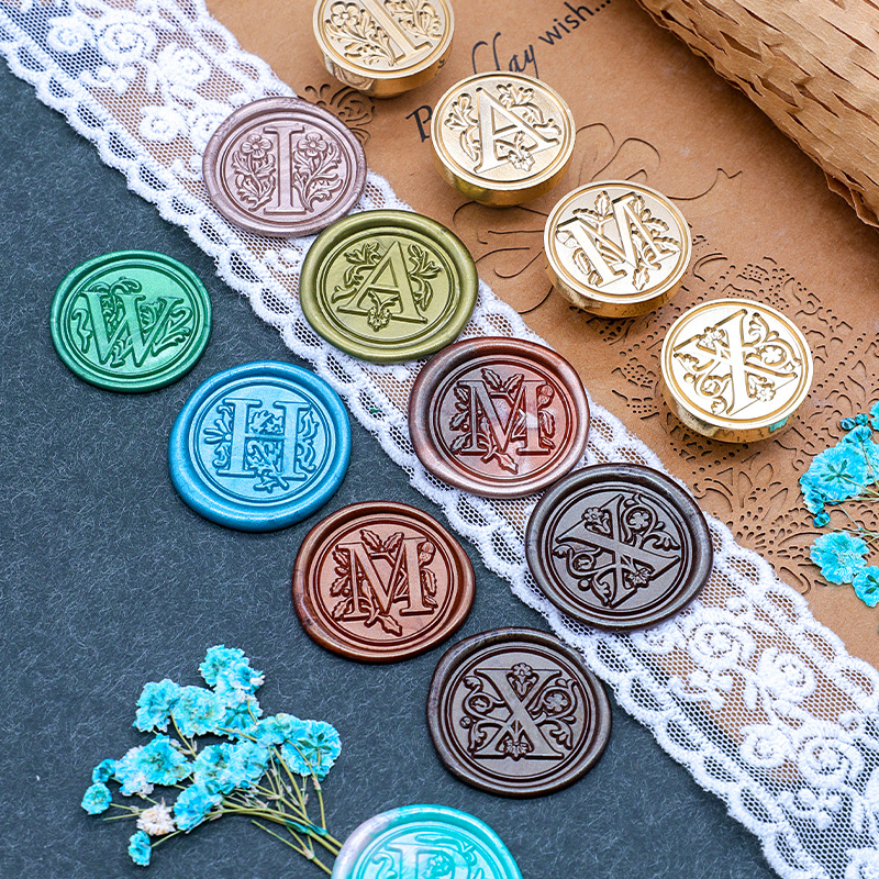 Sello de pintura de fuego retro cabeza de capítulo letra europea sello de un solo capítulo mango de madera cuenta de mano sello de pintura de fuego cabeza de cobre redondo sólido