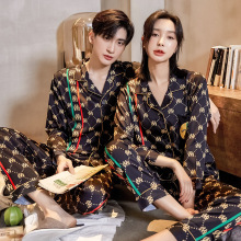 ����ѩ���z�I��H˯����Ů���ļ����ɼҾӷ��L����z���b�ļ��¿�