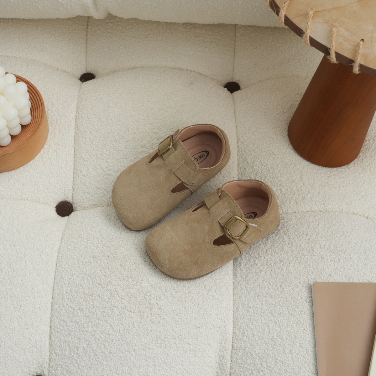 Apricot color (single style)