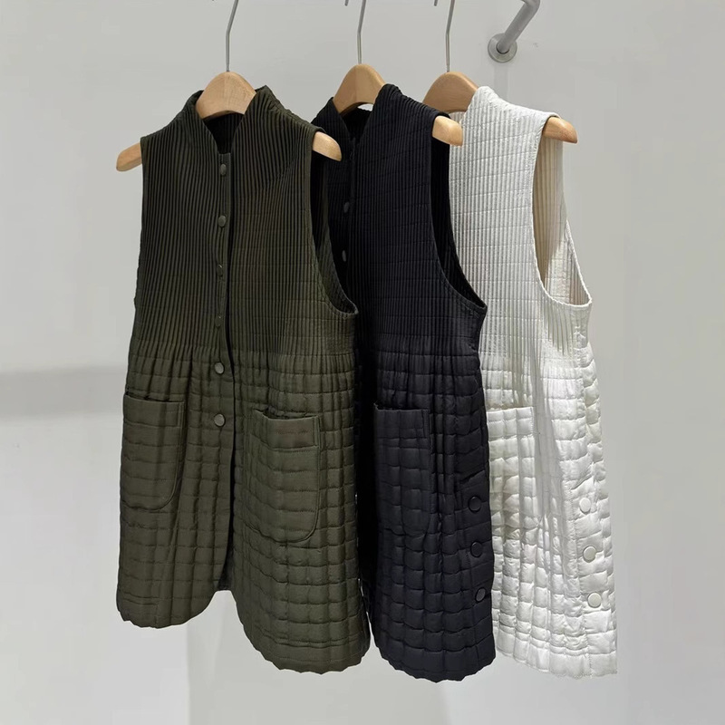Miyake High-End Pleated Cotton Vest Women's Winter 2025 New Thick Versatile Women's Cotton Jacket Miyake High-End Pleated Cotton Vest Women's Winter 2025 New Thick Versatile Women's Cotton Jacket