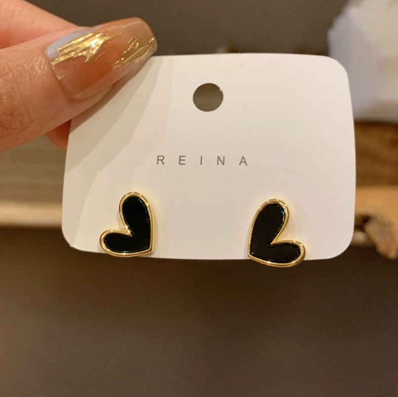 Женские серьги Love, маленькие, изысканные, нишевый дизайн, повседневные простые серьги, серьги