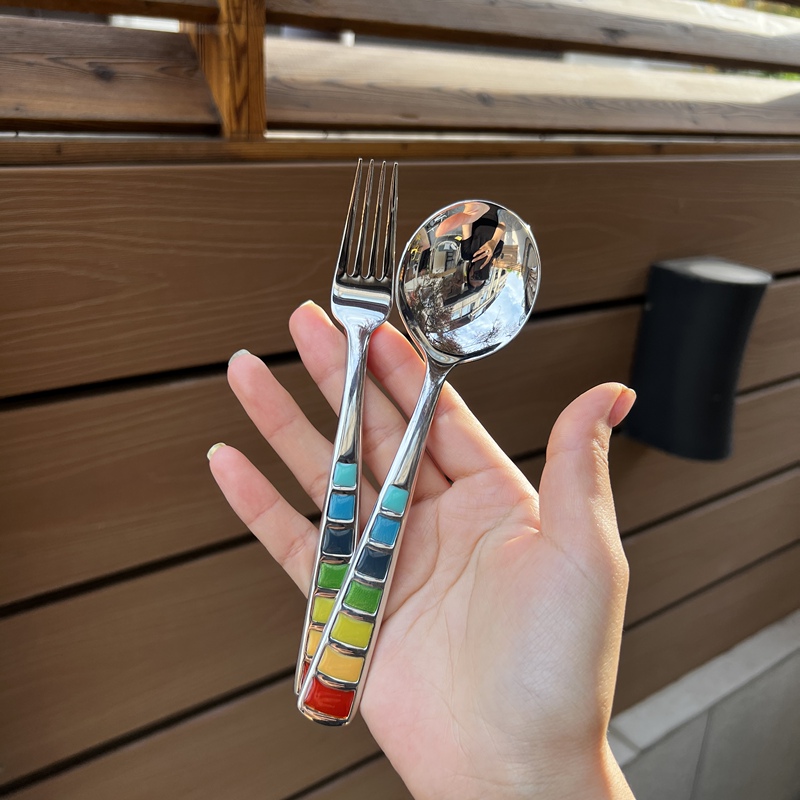 Rainbow Spoon and Fork Set! Stainless steel children's round spoon, dessert fork, textured soup spoon Rainbow Spoon and Fork Set! Stainless steel children's round spoon, dessert fork, textured soup spoon