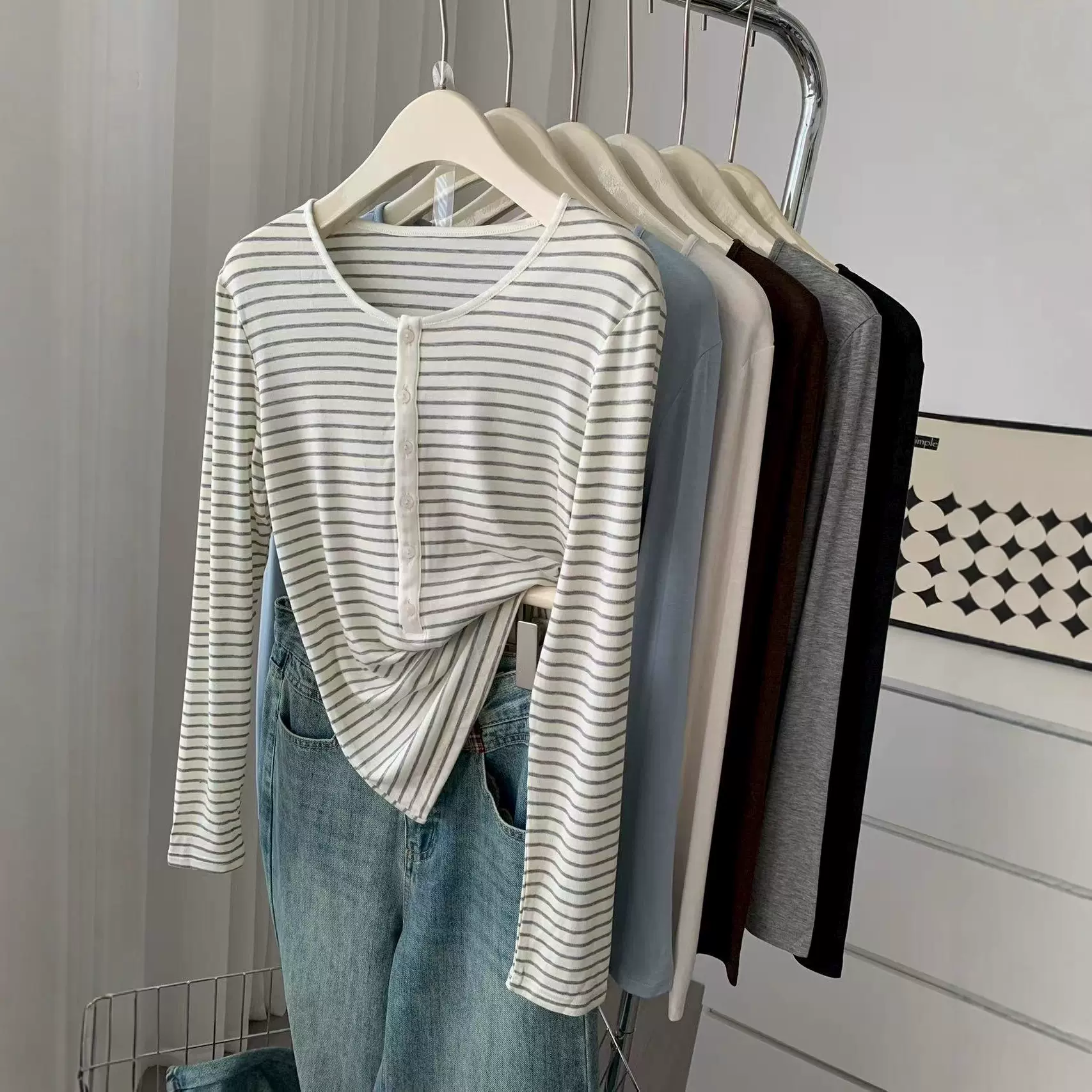 BI入天丝羊毛纽扣圆领长袖打底衫女早秋新款弹力修身舒适软绵上衣