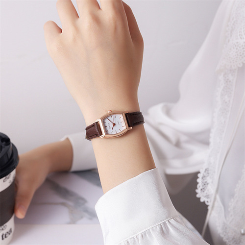 Korean trend minimalism personalized retro Harajuku style quartz band couple watches for men and women