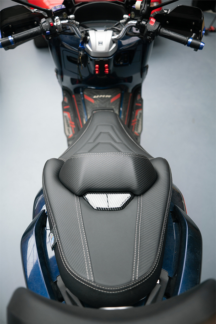 Suitable for Haojue UFR150 modification and upgrade, featuring a softer and higher seat cushion, and a UHR150 full-coverage seat cushion
