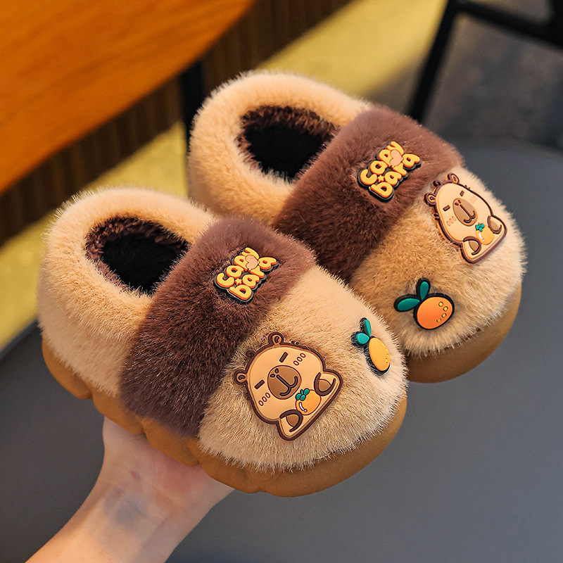 Capibara otoño y invierno zapatillas de algodón para niños, niños, niñas y niñas, calentamiento, peluche para padres e hijos, zapatos de algodón para niños, niños y niños.